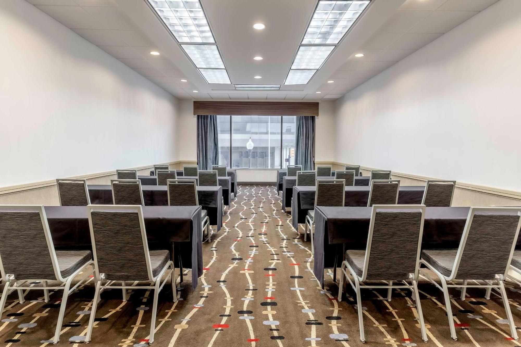 Hyatt Regency Tulsa Downtown Hotel Buitenkant foto