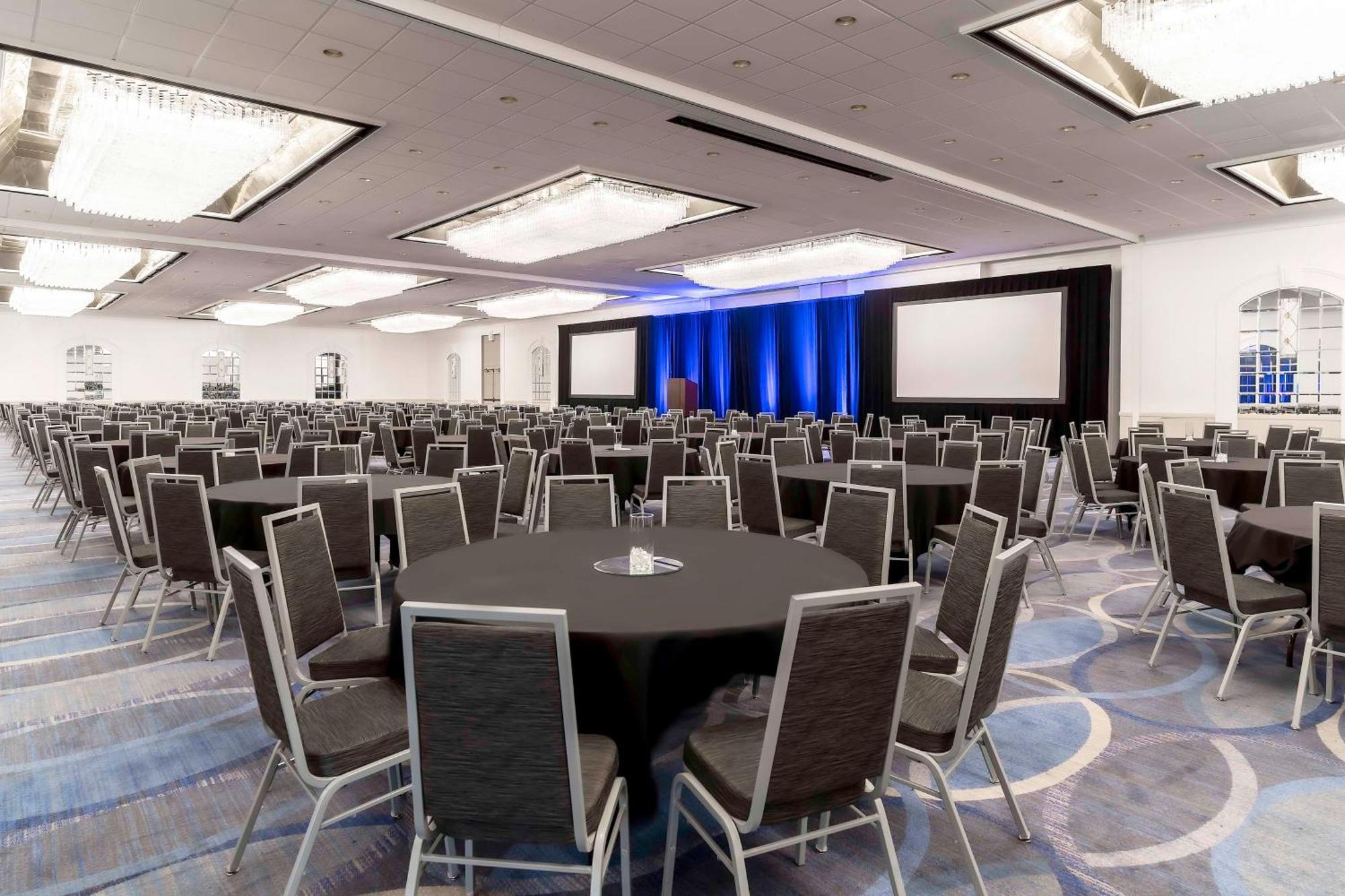 Hyatt Regency Tulsa Downtown Hotel Buitenkant foto